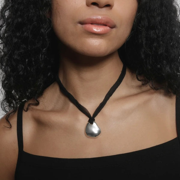 'Petal Necklace' Black or Cream