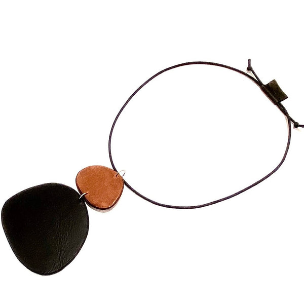 'Pebble Necklace'